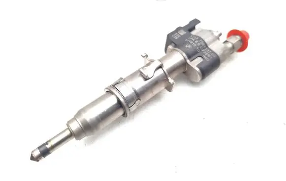 BMW 1 E81 E87 Fuel injector 7565137 7565137-03