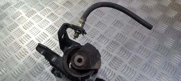 Mazda Premacy Engine mount bracket