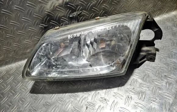 Nissan Almera N16 Headlight/headlamp