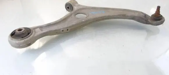 Hyundai i40 Front lower control arm/wishbone