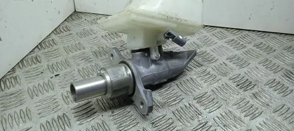 Mercedes-Benz GLE (W166 - C292) Master brake cylinder