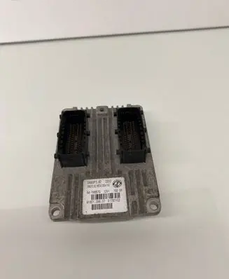 Fiat Grande Punto Engine control unit/module 51793102 6160109907