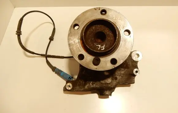 BMW 7 E65 E66 Front wheel hub spindle knuckle 6753461 53422