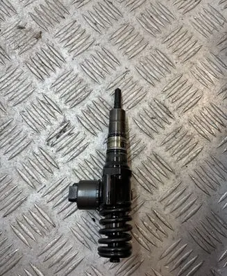 Skoda Octavia Mk2 (1Z) Fuel injector 03G130073G