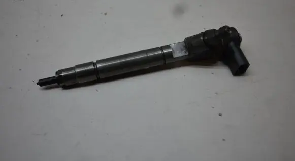 Mercedes-Benz E W211 Fuel injector A6280700487 0445110104