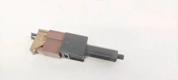 Nissan Primera Brake pedal sensor switch