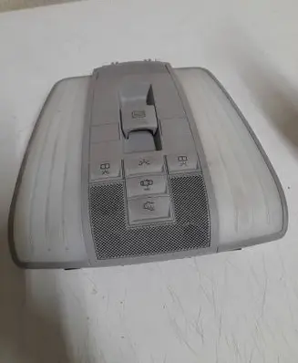 Mercedes-Benz E W212 Front seat light A2129003406 A2129060200 A2129029502