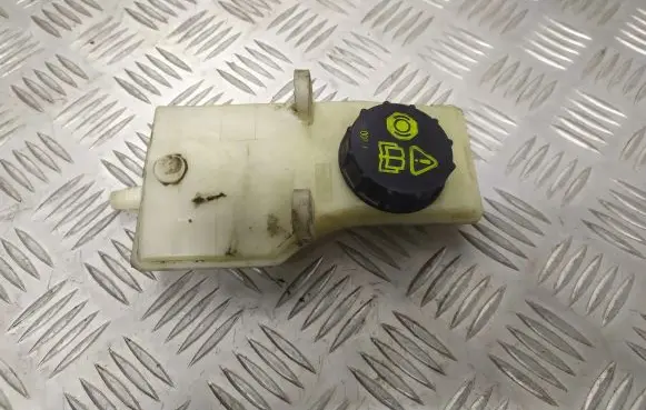 Ford C-MAX I Brake fluid reservoir 