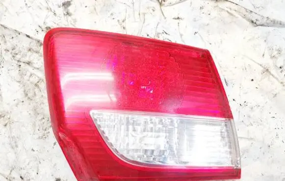 Mazda 626 Tailgate rear/tail lights 22661919 226-61919