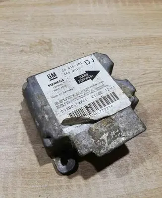 Opel Vectra B Airbag control unit/module 24416701