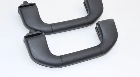 Mercedes-Benz C W204 A set of handles for the ceiling 