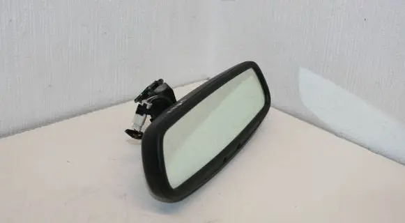 Rear view mirror (interior)
