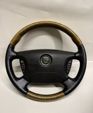 Jaguar S-Type Steering wheel 