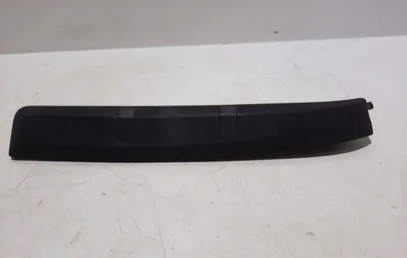 Volkswagen Touareg I Tailgate/trunk side cover trim 7L6971341T