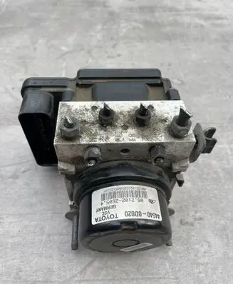 Toyota Yaris ABS Pump 445400D020 0621022605