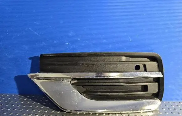 Front bumper lower grill