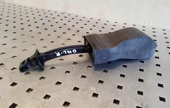 Volkswagen Tiguan Rear door check strap stopper 5N0839249A