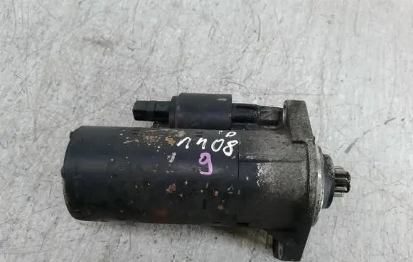 Volkswagen Golf IV Starter motor