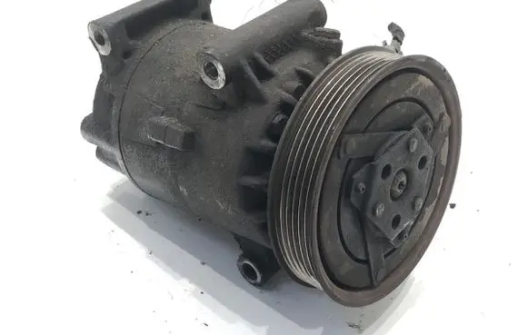 Renault Scenic II - Grand scenic II Air conditioning (A/C) compressor (pump) 8200470242