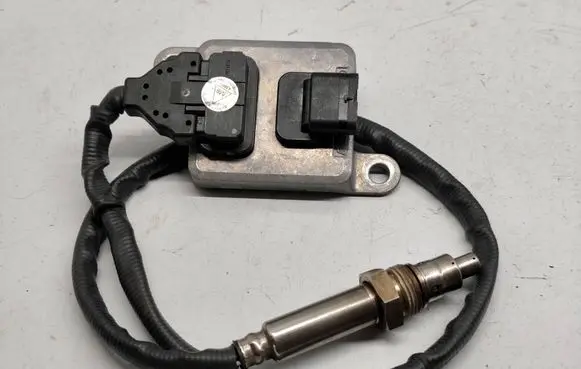 Mercedes-Benz C W205 Lambda probe sensor A0009053606 0009053606 5WK96682F