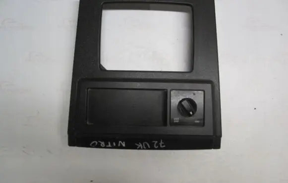 Dodge Nitro Differential lock switch 04602962AA