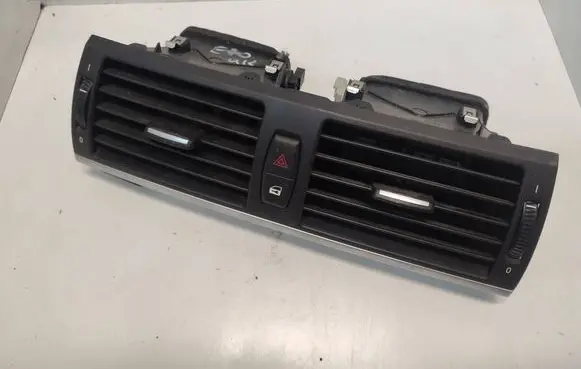 BMW X5 E70 Dash center air vent grill 9210705 64229210705
