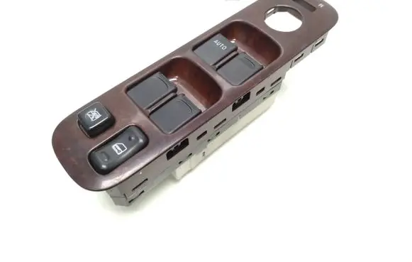 Suzuki Grand Vitara II Electric window control switch 52j200546t