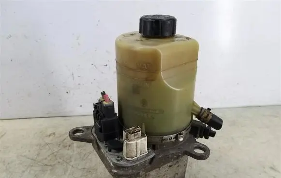 Ford C-MAX I Power steering pump 4M51-3K514-BD