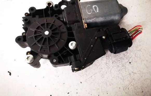 Audi A4 S4 B5 8D Rear door window regulator motor 114184101 114184-101