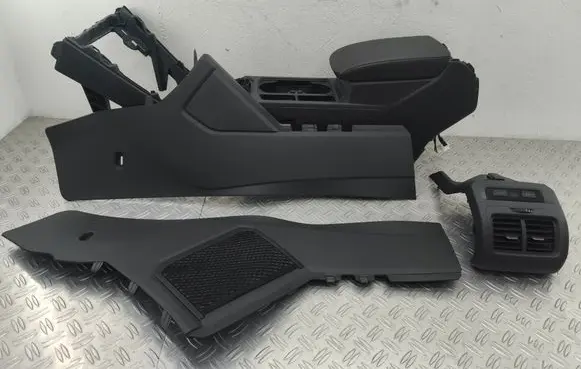 Volkswagen Touran III Center console 5TA864298F 5TB863046C 5TB863045B