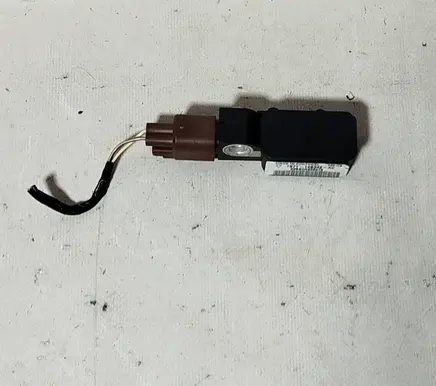 Ford Mondeo Mk III Airbag deployment crash/impact sensor 1S7T14B342AC 020108 23BB0AE29572