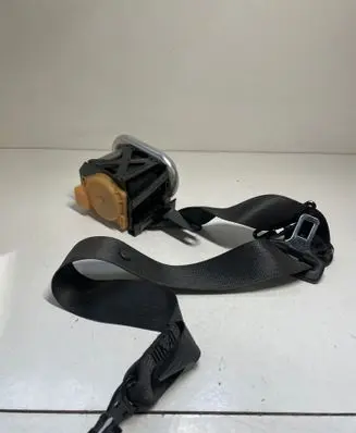 Opel Insignia A Front seatbelt 13303851