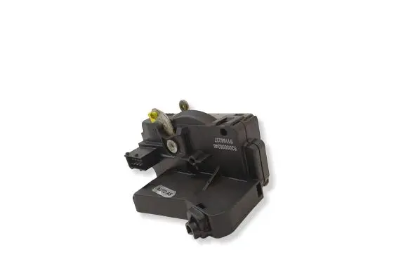 Renault Trafic II (X83) Front door lock 8200008246AUTOAS7 8200008246