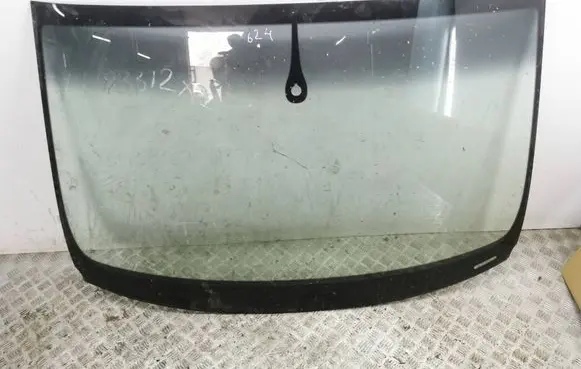 Audi Q7 4L Front windscreen/windshield window 