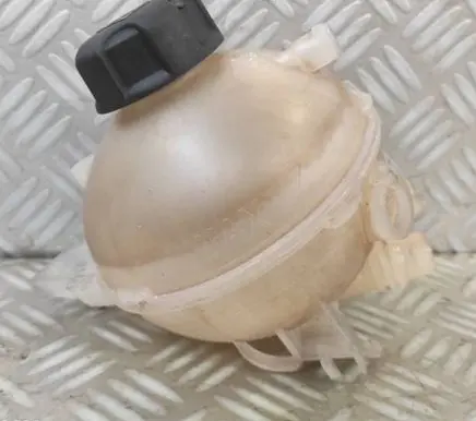 Peugeot 308 Coolant expansion tank/reservoir 9678514680 9676125880 9676125980