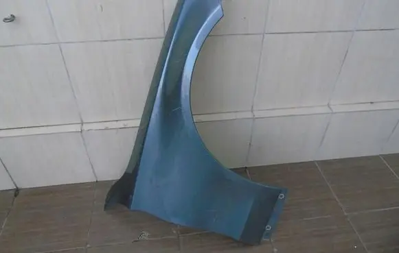 Mercedes-Benz C W205 Fender 2058810201