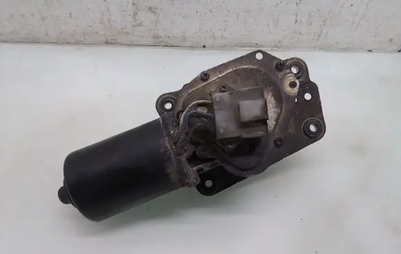 Opel Frontera B Wiper motor