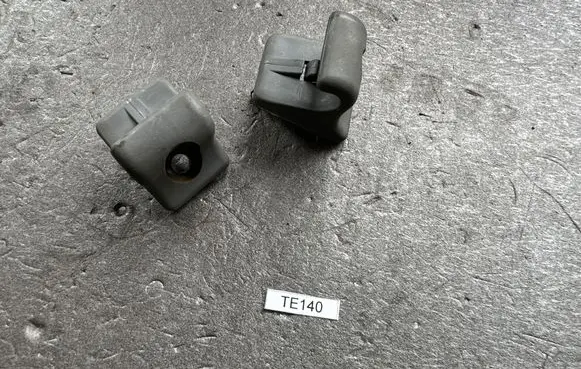 Hyundai Terracan Sun visor clip/hook/bracket 8523538000OI