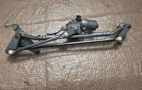 Land Rover Discovery Sport Front wiper linkage and motor FK7217500AC AV1590606362