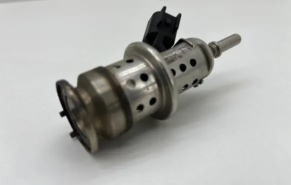 Volvo S90, V90 AdBlue injector 32203677