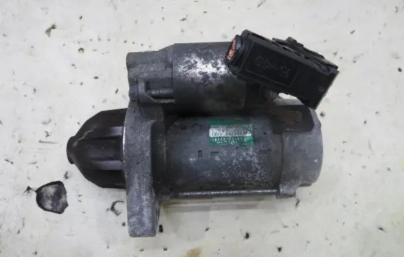 Toyota RAV 4 (XA40) Starter motor 28100-26181