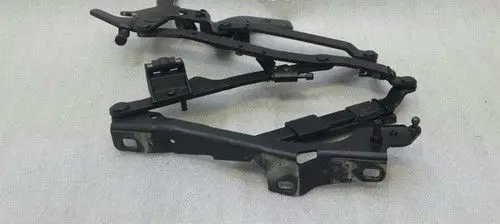 Mercedes-Benz SL R230 Tailgate/trunk/boot hinge A2307501051
