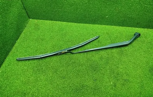KIA Ceed Front wiper blade arm 