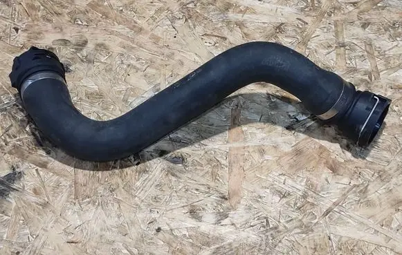 BMW X1 E84 Engine coolant pipe/hose 7797258 17127797258