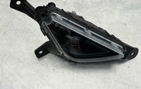 Cupra Formentor Front fog light 5FF941702A H13588 21112024