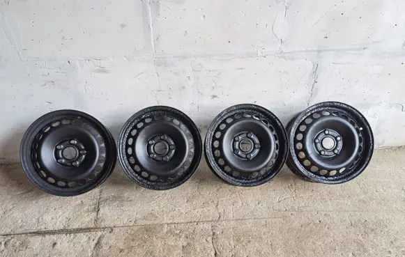Audi A6 S6 C5 4B R15 steel rim 8d0601027