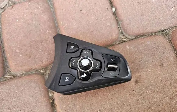 Opel Astra K Steering wheel 34207833
