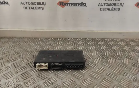 BMW 5 E39 Comfort/convenience module 61358372143
