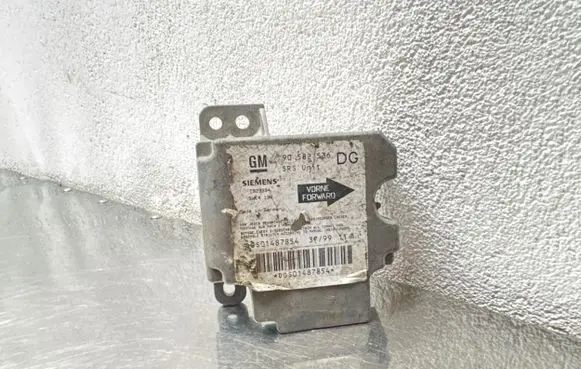 Opel Zafira A Airbag control unit/module 90582536 5WK4190