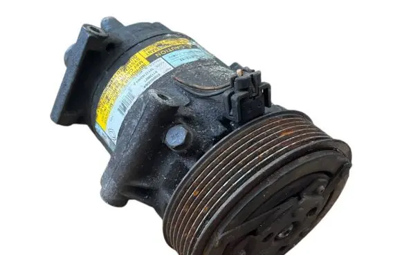 Renault Laguna II Air conditioning (A/C) compressor (pump) 8200053264 01139027 12112163404A